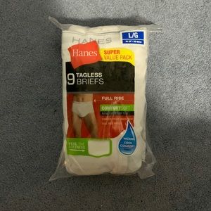 NWT Men’s Tagless Briefs